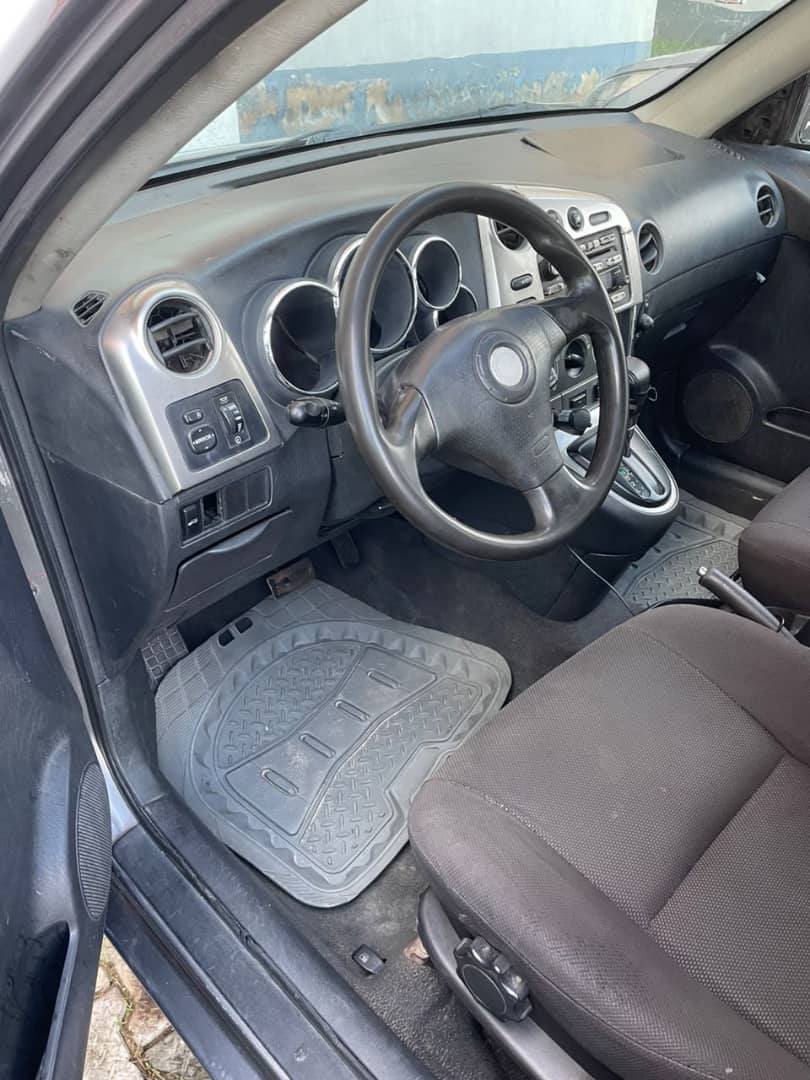 A picture of Toyota matrix 2005