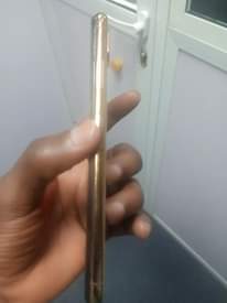A picture of IPHONE XMAS ipo sokoni aina changamoto yeyote Gb 256 Tsh