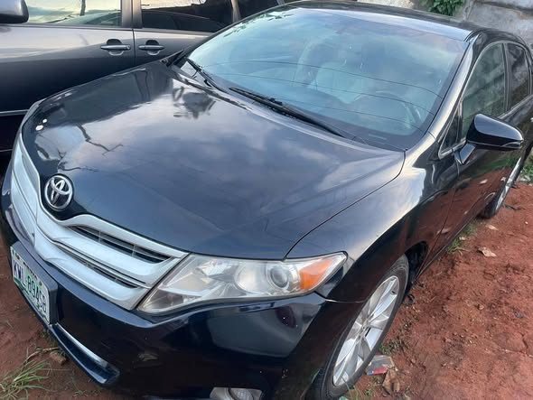 A picture of Toyota Venza 2014