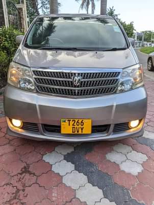 toyota alphard
