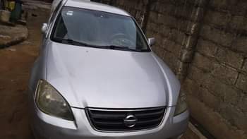 A picture of Nissan Altima 2005 Engine is untouched Gear selecting very well