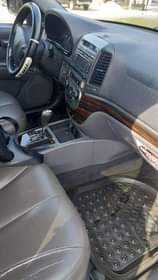 A picture of Hyundai Santa Fe 2008