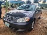 A picture of 2004 Toyota Corolla Le