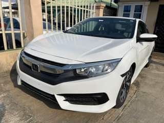 A picture of Honda civic 2016 08147297948