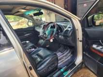 A picture of Toyota Harrier