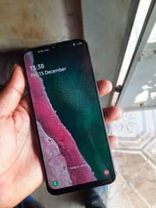 A picture of SAMSUNG A50