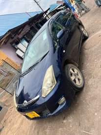 A picture of Toyota wish