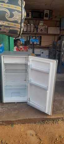 A picture of 120L capacity BRUHM single door fridge on sale