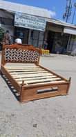 A picture of Nauza kitanda 5 6 Bei 160 Alafu kingine 145 0689319654