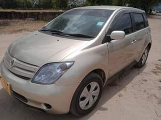 A picture of TOYOTA IST INAUZWA 4 5M 0743173980