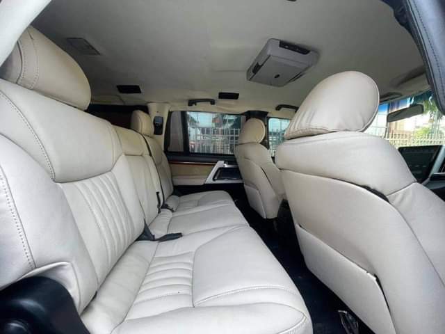 A picture of Car