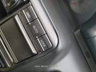A picture of 2001 NISSAN XTRAIL 4WD 2WD BUTTON SUV