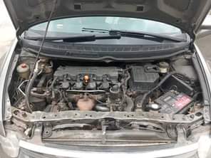A picture of  Price Review Car Model Brand Volkswagen Jetta 2006 Engine