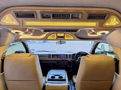 A picture of 2012 toyota COMMUTER