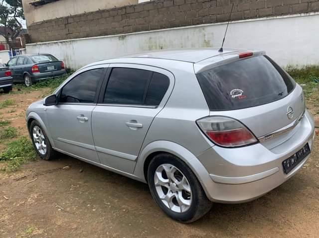 A picture of Extremely clean Opel astral Automatic transmission first body Ac everything