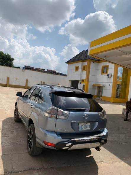 A picture of For sale Slightly used 2006 Lexus RX 330 Full option