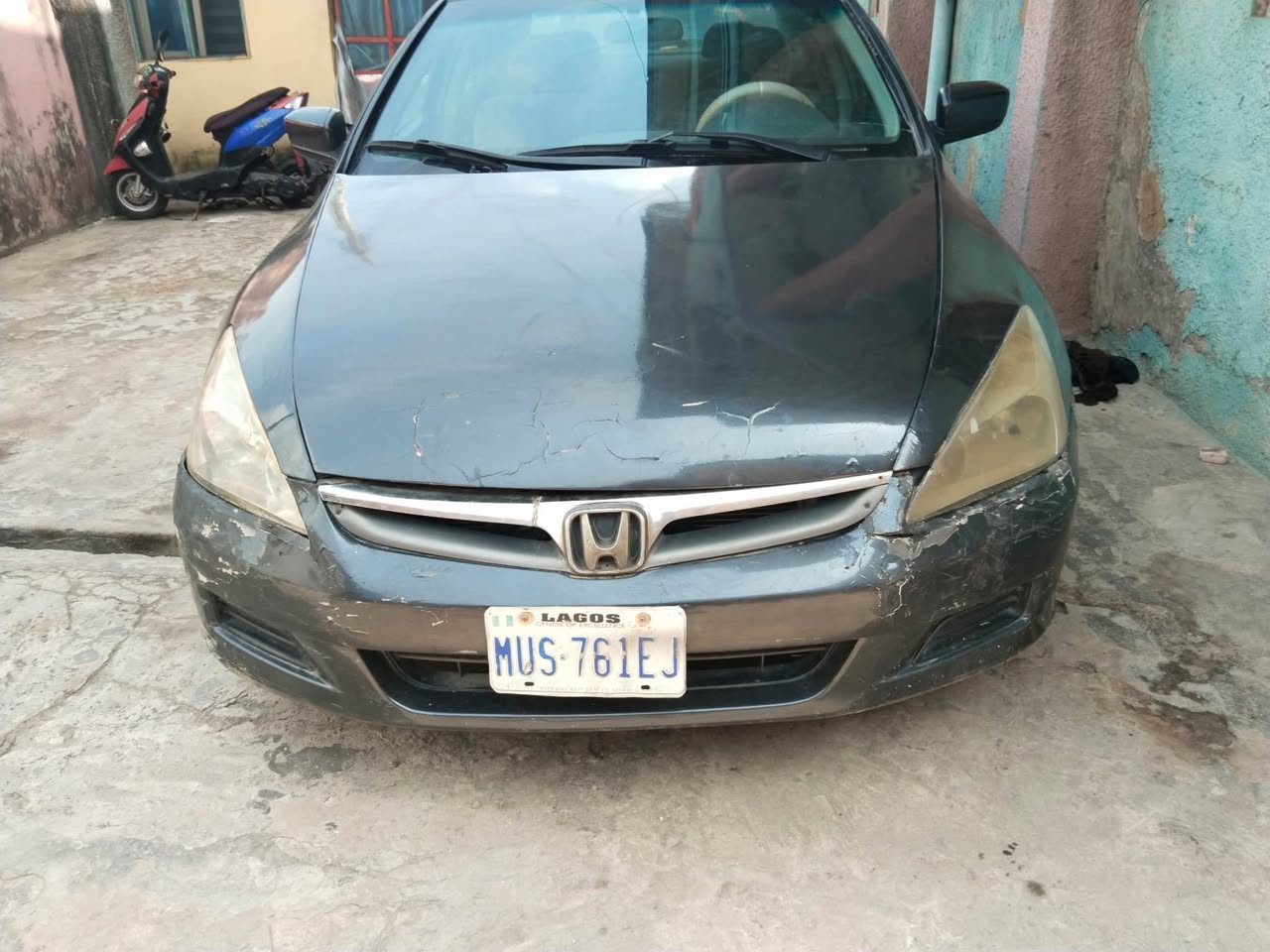A picture of Honda EOD 05 Engine gear ac Buyer to fix front