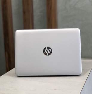 A picture of Hp elitebook 820 G3