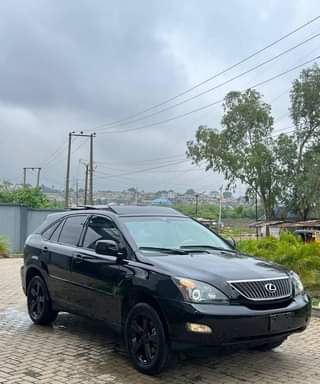 A picture of Foreign Used Lexus RX330 2006