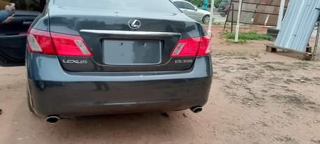 A picture of Lexus ES350 2007 model