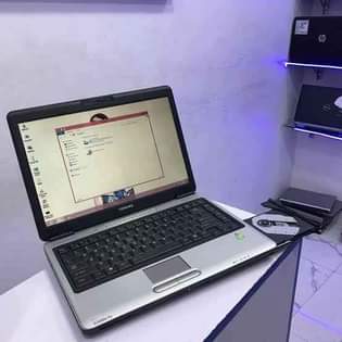 A picture of Toshiba satallite Intel core 2dual Hdd 250 Ram 2gb Betery
