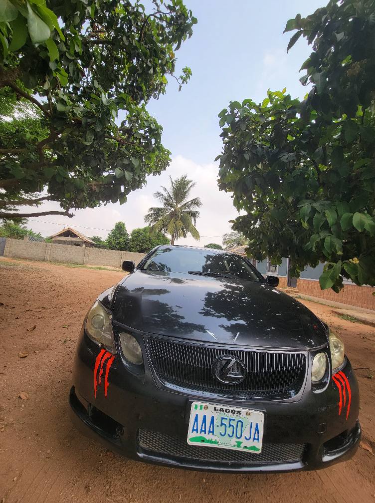 A picture of Lexus GS300