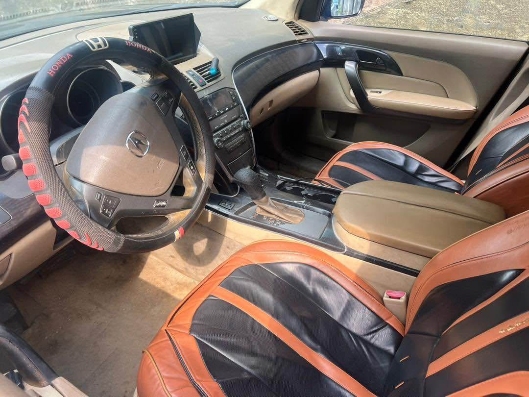 A picture of Acura MDX 2008 MODEL