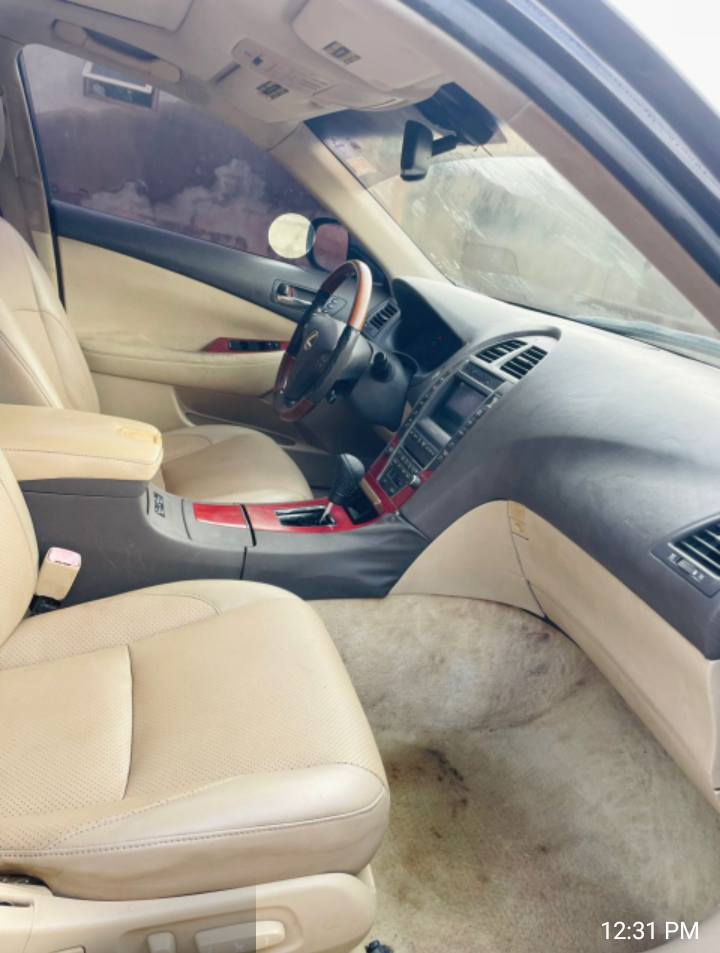 A picture of  REGISTERED LEXUS ES350 2008 