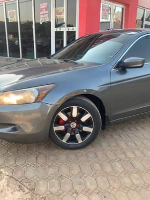A picture of Distress sales Honda Accord 2009model 4cylinder engine with chilling Ac