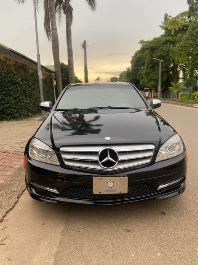 A picture of UNREGISTERED 2008 C300 WITH 2016 DUTY 6 5M ONLY SULEJA