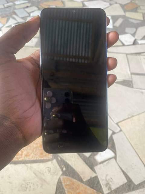 A picture of Infinix hot 30 i RAM GB8 storage 128 GB inatupwa