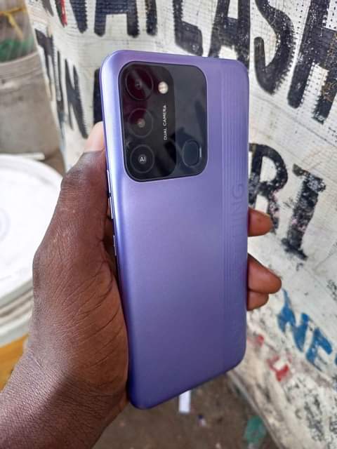 A picture of Tecno spark8c gb64