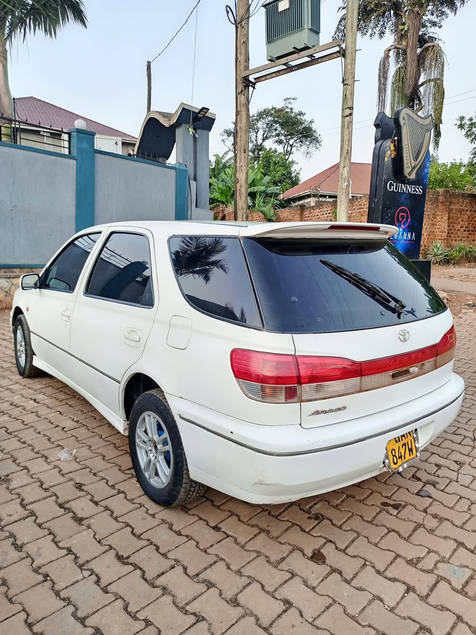 A picture of TOYOTA VISITA ADEO