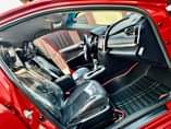 A picture of Registered Toyota Camry Se Year 2014 ustom uty ntact ccident
