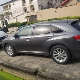 A picture of 2010 VENZA BASIC OPTION LOCATION LEKKI1 PRICE 6 8M LAST