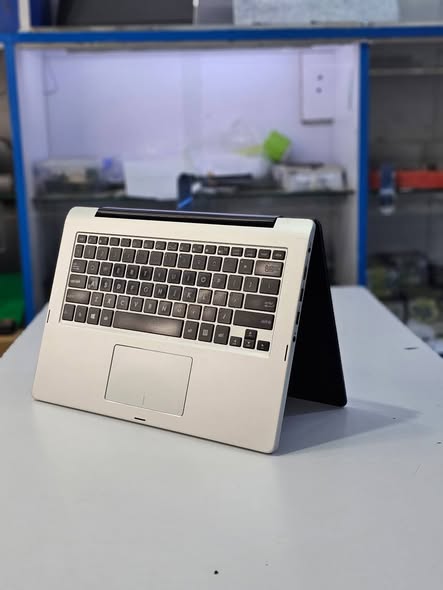 A picture of Asus x360