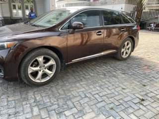 A picture of Registered 2011 Toyota venza V6 keyless entry with Pano roof