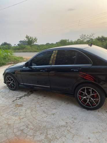 A picture of Mercedes Benz C350 2008 Direct Belgium standard All components intact