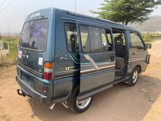 A picture of L2000