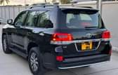 A picture of TOYOTA LAND CRUISER VX V8 BEI MILIONI 220