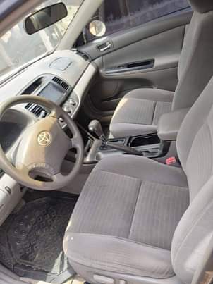 A picture of 2005 Toyota Camry Used