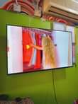 A picture of NINA UZA TV NCH 41 Hisense LED TV Bei 465