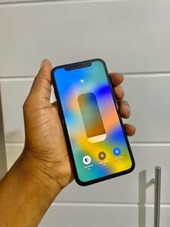 A picture of iphone X 64gb