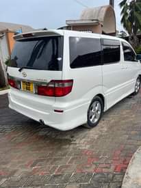 A picture of Toyota ALFHARD