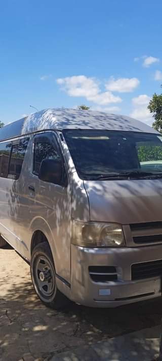 used toyota hiace