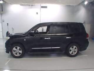 A picture of 2009 toyota land cruiser