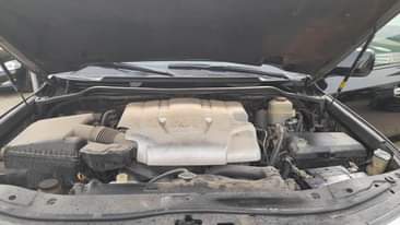 A picture of Toyota land cruiser 2015 Bulletproof With Allocation
