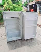 A picture of Fridge aina ya mengchi bei 230 000 tu ubungo 0658019567