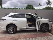 A picture of Toyota Harrier
