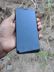 A picture of Google pixel 3a krek kdg gb64 ram4 net4g wah 0686820249